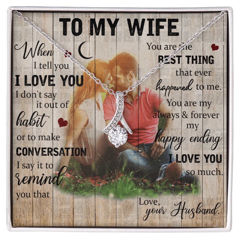 Alluring Beauty Necklace for Wife